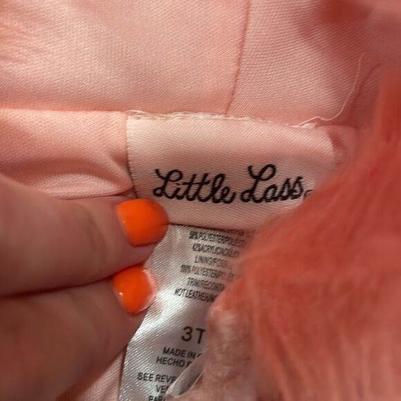 LITTLE lass 3 T vest good condition barely worn - Picture 4 of 4